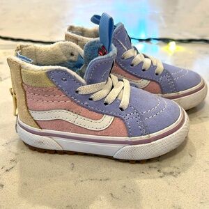 Toddler size 4.5 Vans SK8-Hi Insulated MTE’s